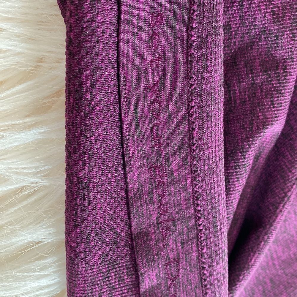 💞LULULEMON Athletica 💞nice top - Picture 11 of 13